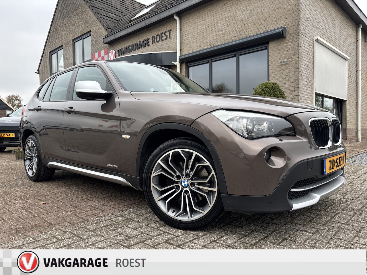 BMW X1 - sDrive18i Automaat Panoramadak / Xenon / Alarm - AutoWereld.nl