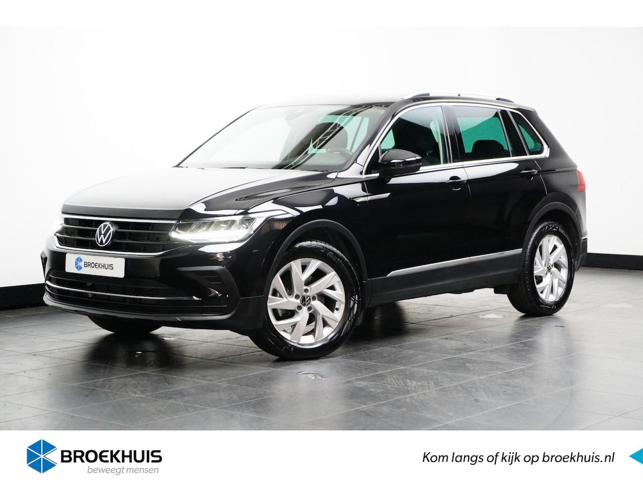 Volkswagen Tiguan - 1.5 TSI 150PK DSG-7 Life + | TREKHAAK | CAMERA | NAVI BY APP | STUURVERW. - AutoWereld.nl