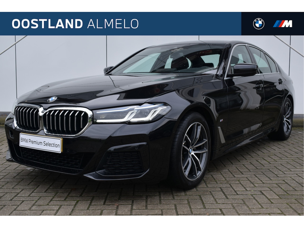 BMW 5-serie - 520i High Executive M Sport Automaat / Laserlicht / Live Cockpit Professional / M Sportond - AutoWereld.nl