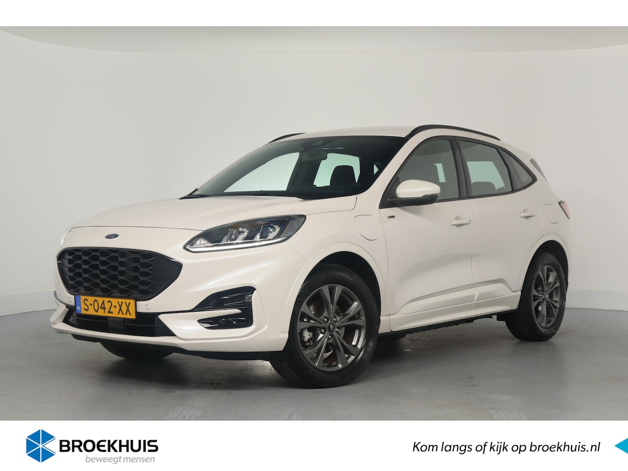 Ford Kuga - 2.5 PHEV ST-Line | Stoel-/Stuurverwarming | Voorruitverwarming | Camera | Climate Control - AutoWereld.nl