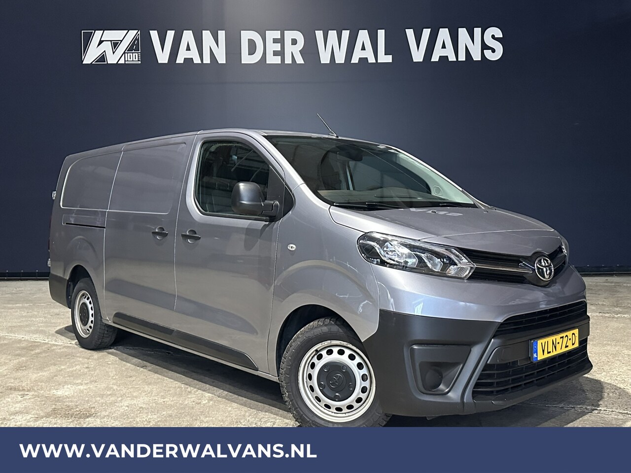 Toyota ProAce - 2.0 D-4D 123pk L3H1 XL Euro6 Airco | 2500kg Trekhaak | Navigatie | Apple carplay bijrijder - AutoWereld.nl