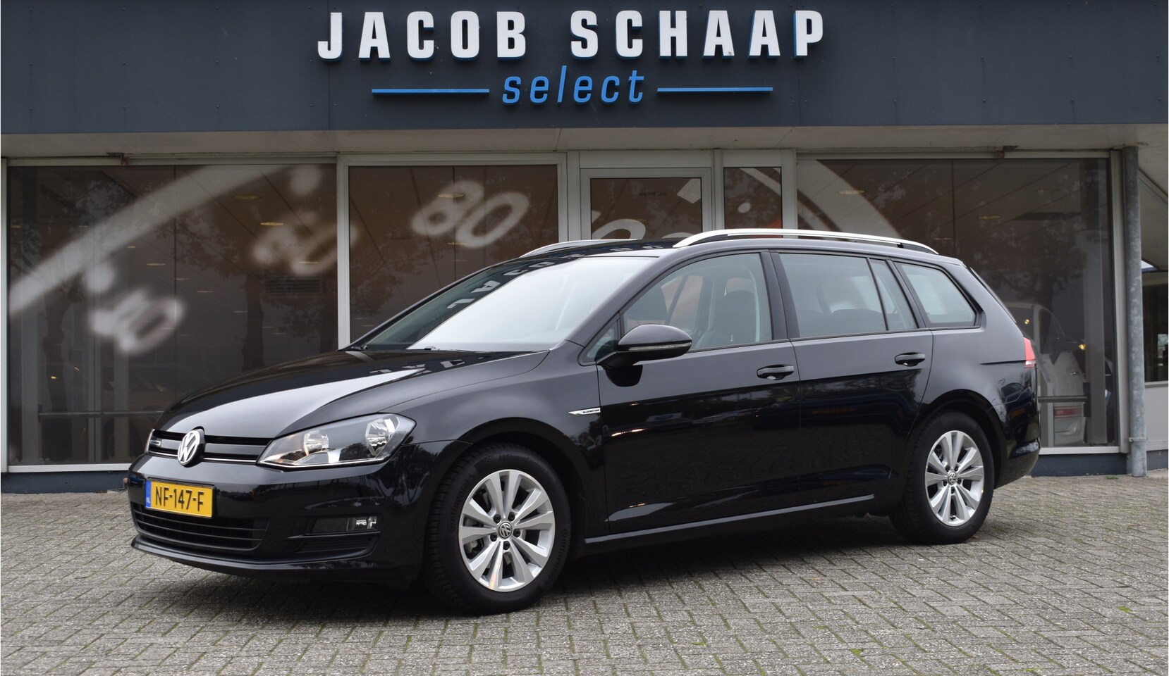 Volkswagen Golf Variant - 1.0 TSI Comfortline / Navi / Clima / Apple Carplay / Parkeersensoren - AutoWereld.nl