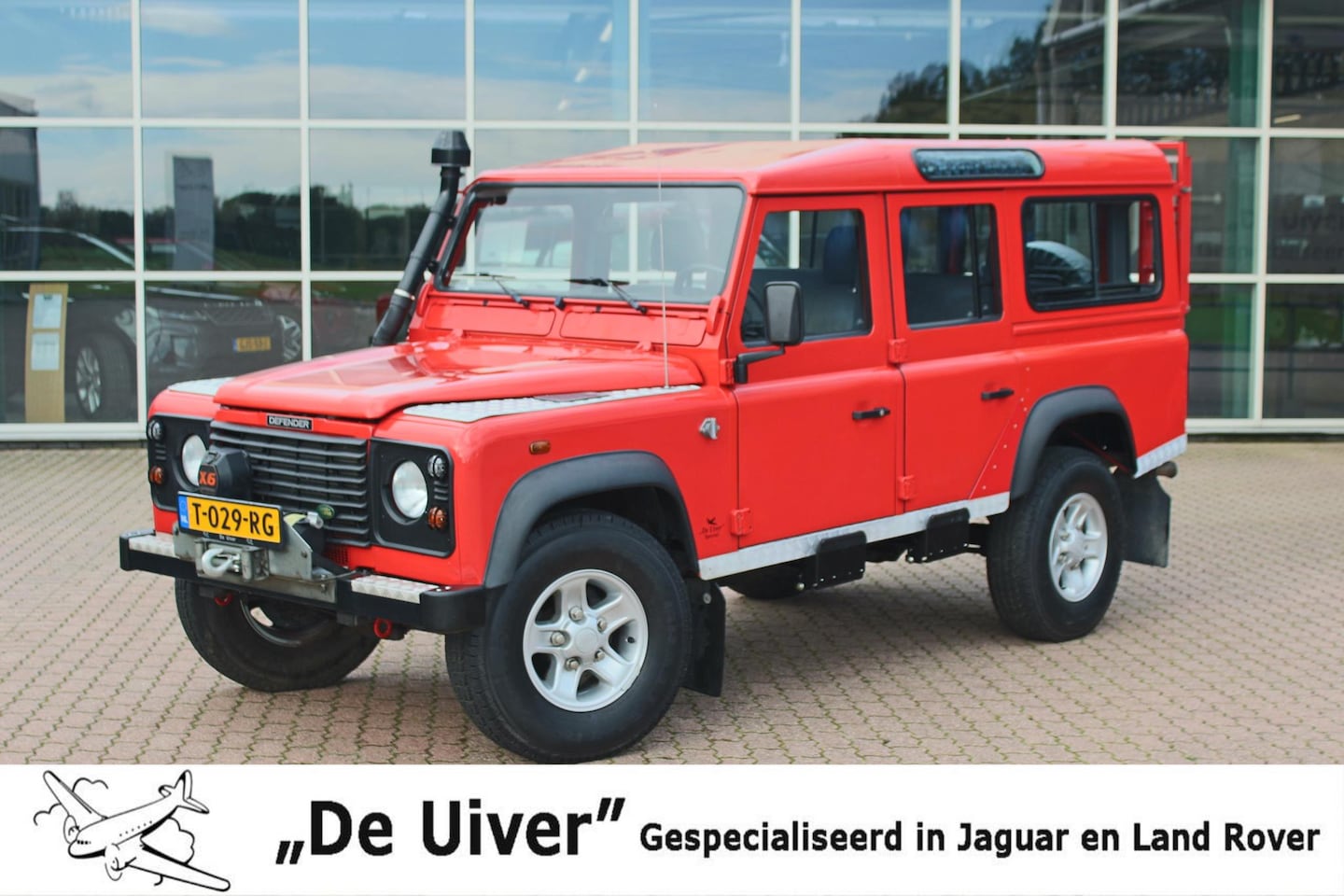 Land Rover Defender 110 - 2.5 TD5 SW S 27.222 Km 1e Eigenaar „De Uiver” Special - AutoWereld.nl