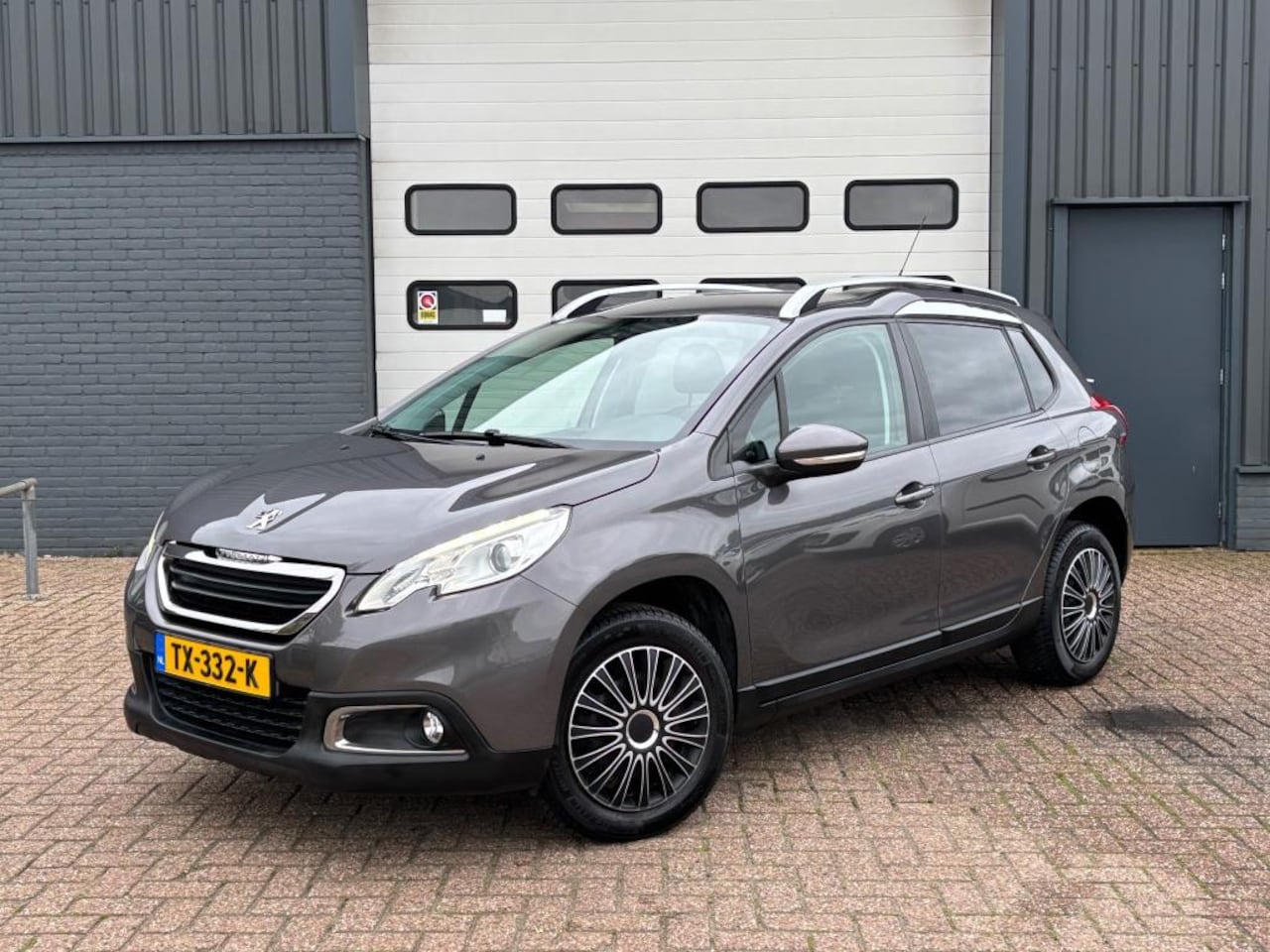 Peugeot 2008 - 1.2 VTi Active Pack Premium Automaat - AutoWereld.nl