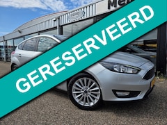 Ford Focus - 1.0 EcoBoost 100pk 5-deurs Titanium | Trekhaak | Carplay