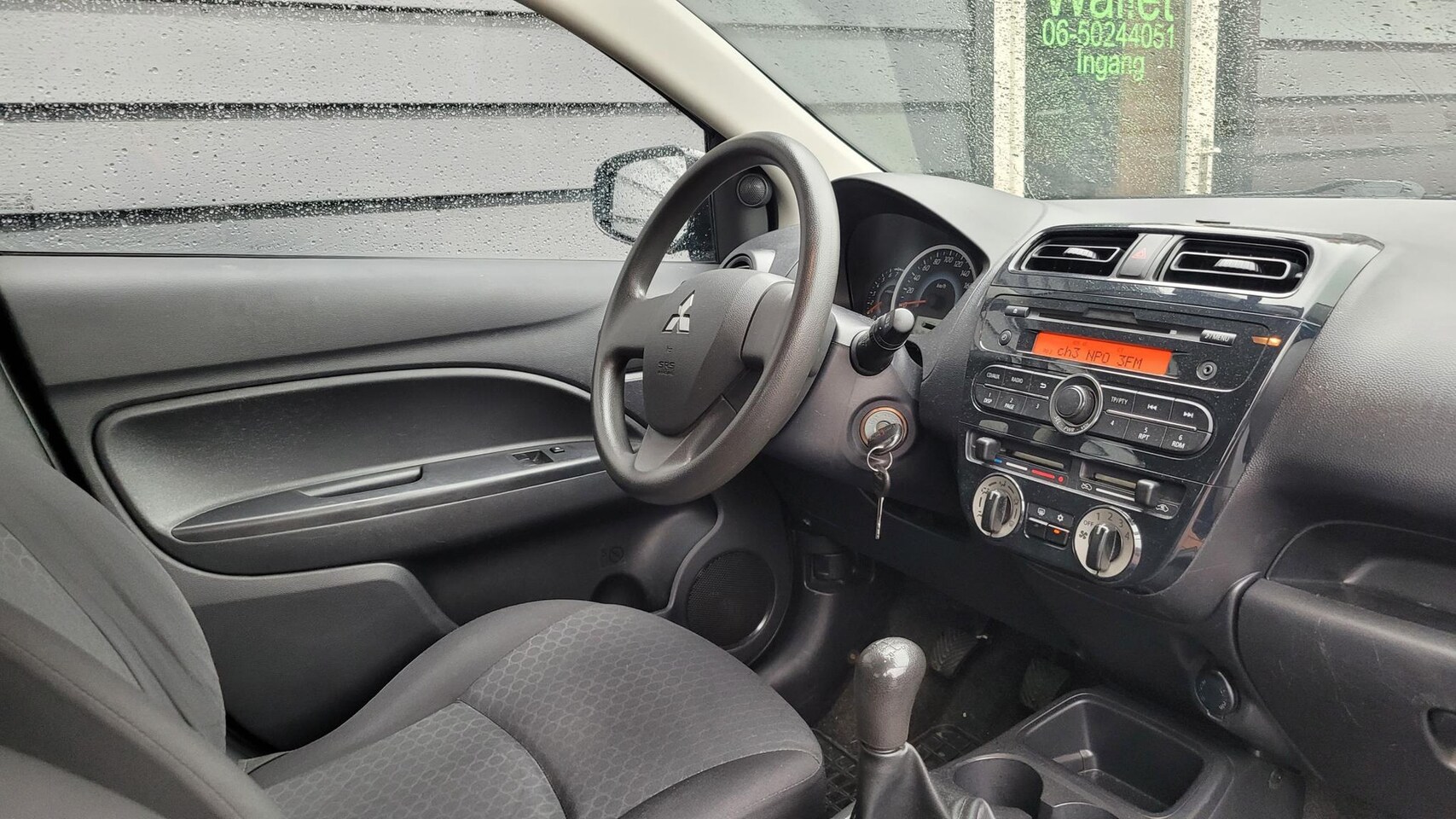 Mitsubishi Space Star - 1.0 Inform 1.0 Inform (Airco / 5 Deurs / LM Velgen / PDC V+A)