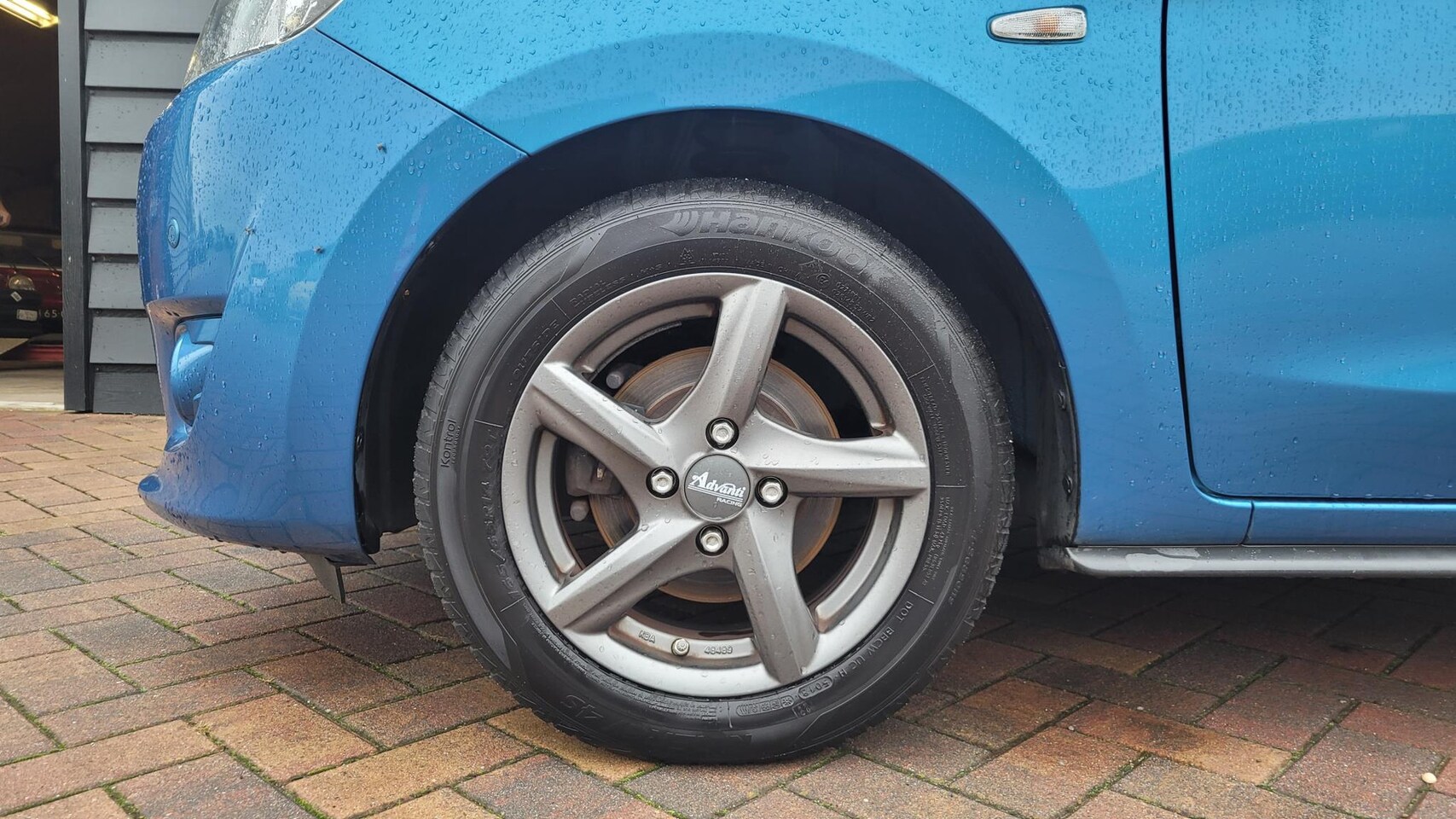 Mitsubishi Space Star - 1.0 Inform 1.0 Inform (Airco / 5 Deurs / LM Velgen / PDC V+A)