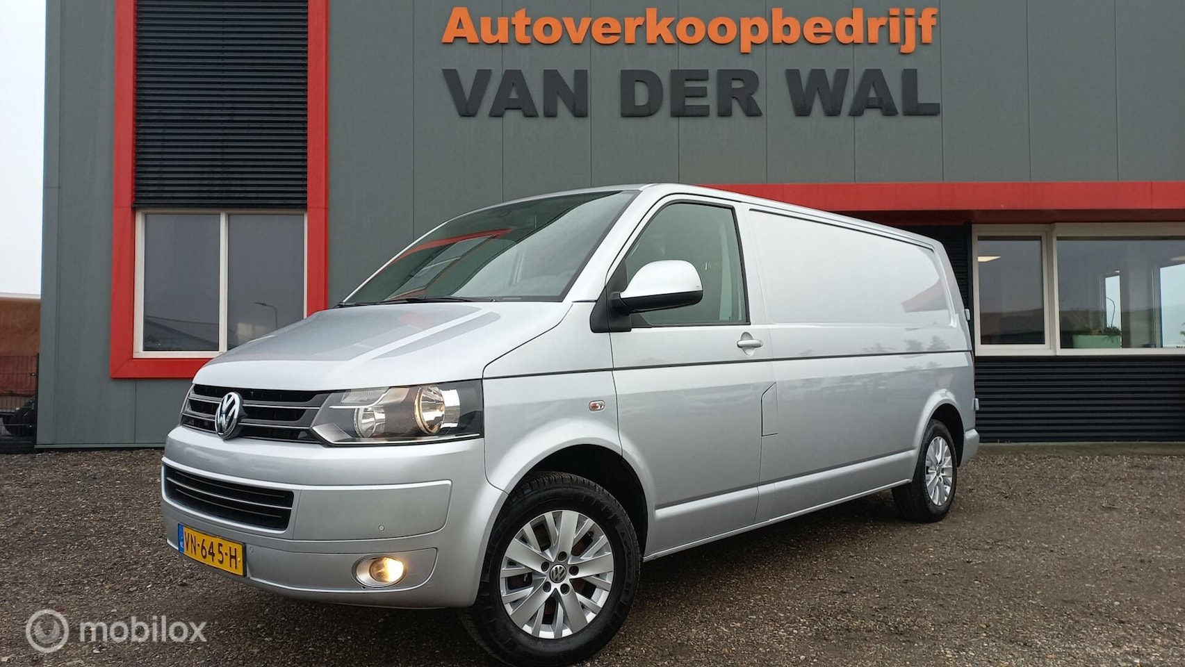 Volkswagen Transporter - 2.0 TDI L2H1/AIRCO/CRUISECONTROL/NAVIGATIE/140PK - AutoWereld.nl