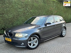 BMW 1-serie - 120i Graphite /AUTOMAAT/LEER/XENON/PDC/RIJDTSUPER/