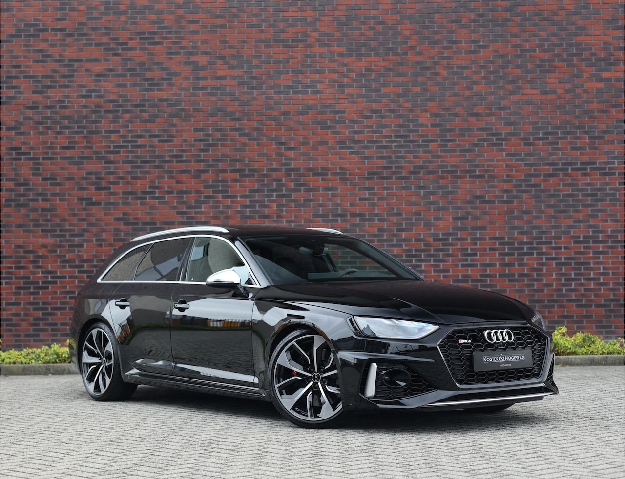 Audi RS4 - Avant 2.9 TFSI quattro *B&O*Pano*RS-Dynamic*Matrix*Massage* - AutoWereld.nl