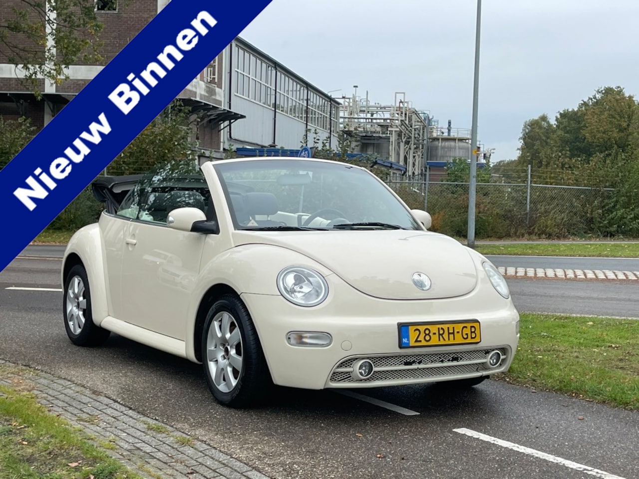 Volkswagen New Beetle Cabriolet - 1.6 Turijn Comfort | NL & NAP | APK 6-2025 - AutoWereld.nl