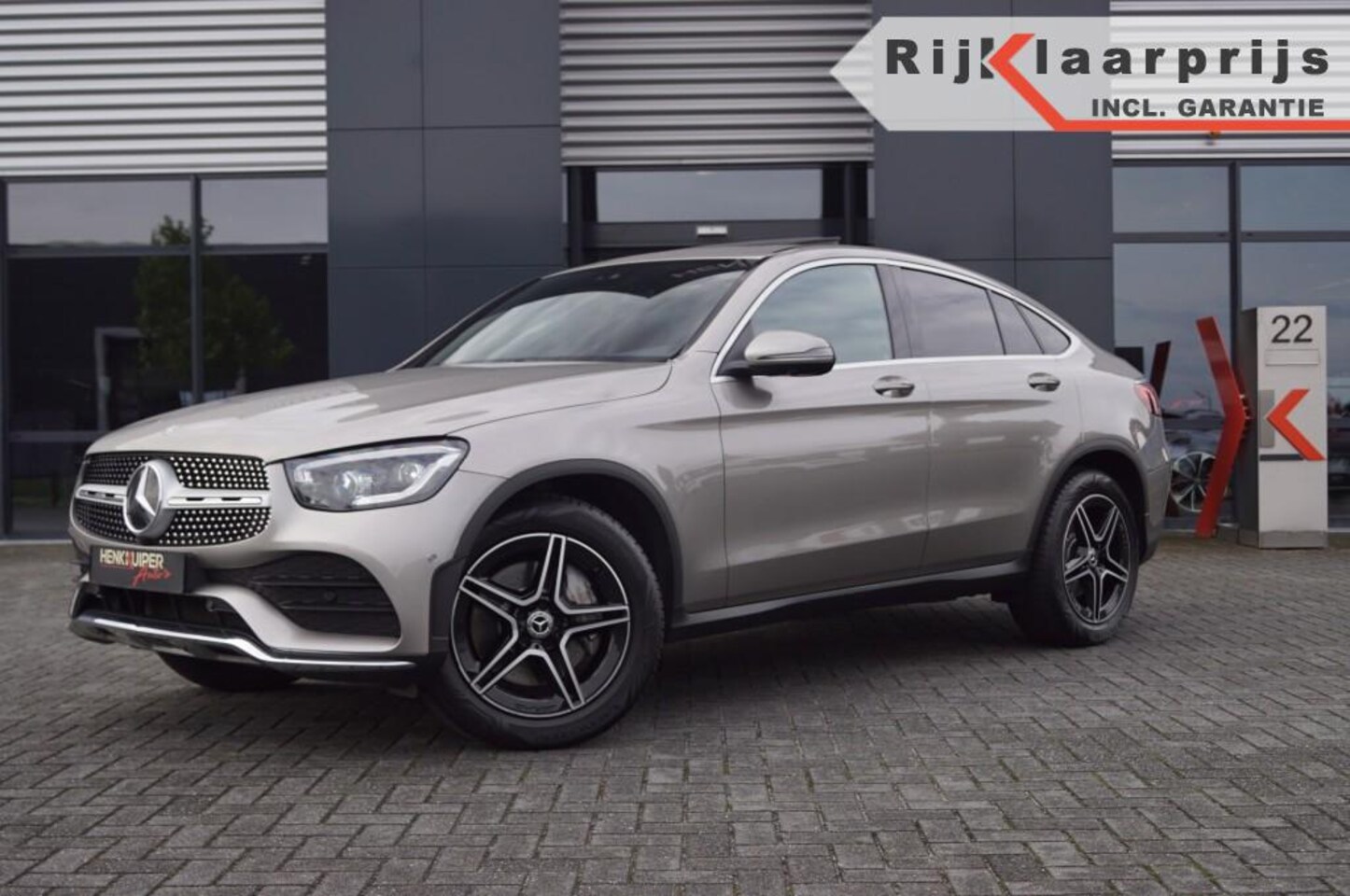 Mercedes-Benz GLC-klasse Coupé - 220d  Coupé 4Matic AMG 194pk/ Schuifdak / Trekhaak wegklb./ - AutoWereld.nl