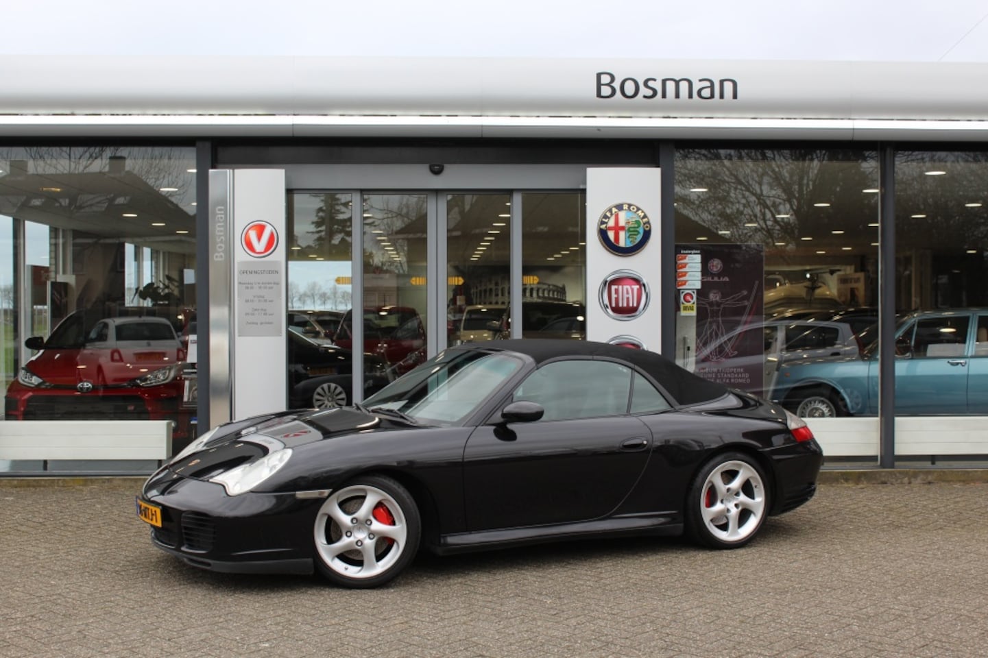 Porsche 911 Cabrio - 3.6 Carrera 4S/AIRCO/STOELVERWARMING/18"INCH - AutoWereld.nl