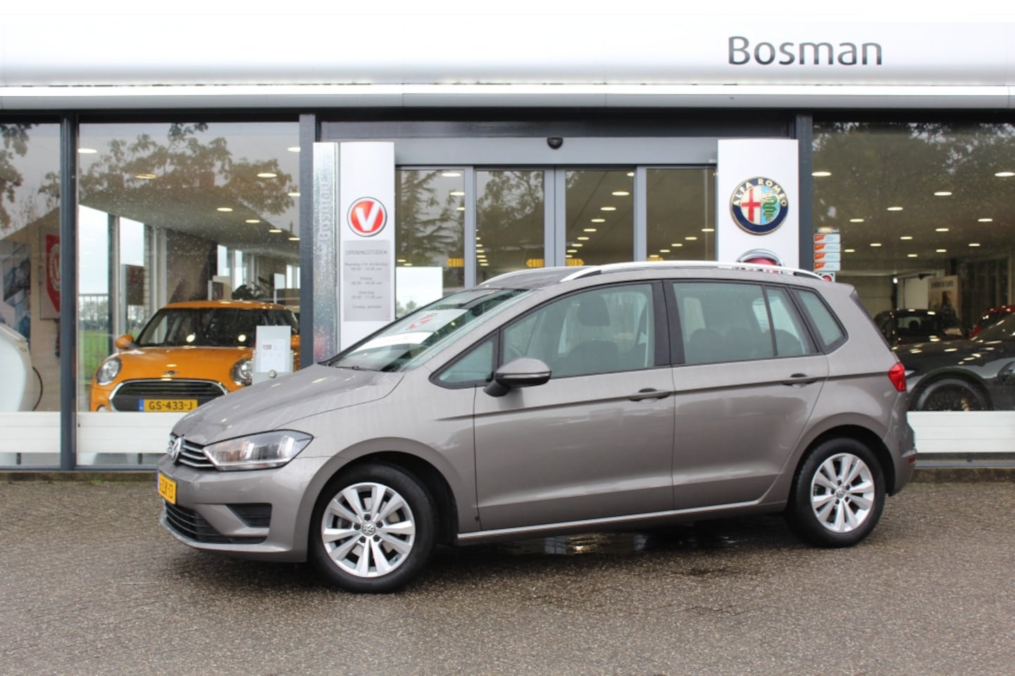 Volkswagen Golf Sportsvan - 1.4 TSI Comfortline/NAVIGATIE/PDC/AIRCO - AutoWereld.nl