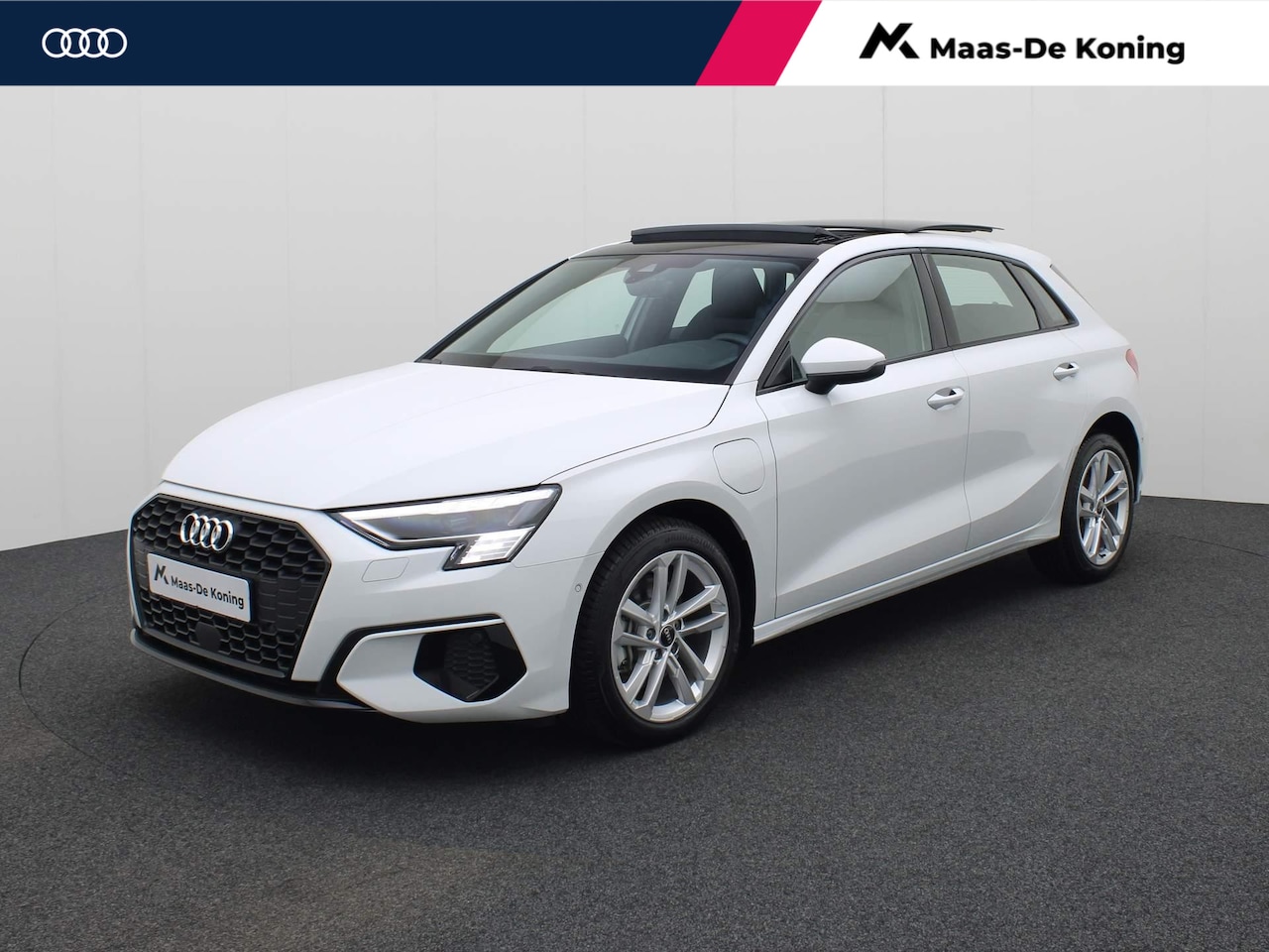 Audi A3 Sportback - 40 TFSIe 150kW/204PK Advanced · Panoramadak · Drive select · Parkeersensoren · Garantie to - AutoWereld.nl