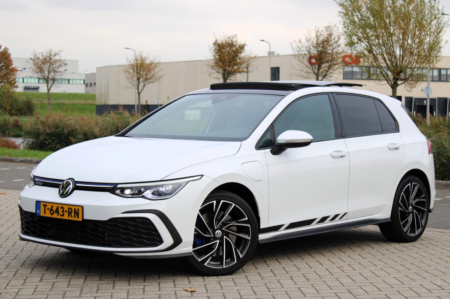 Volkswagen Golf - 1.4 eHybrid GTE l Virtual l Pano l Sfeerverl - AutoWereld.nl