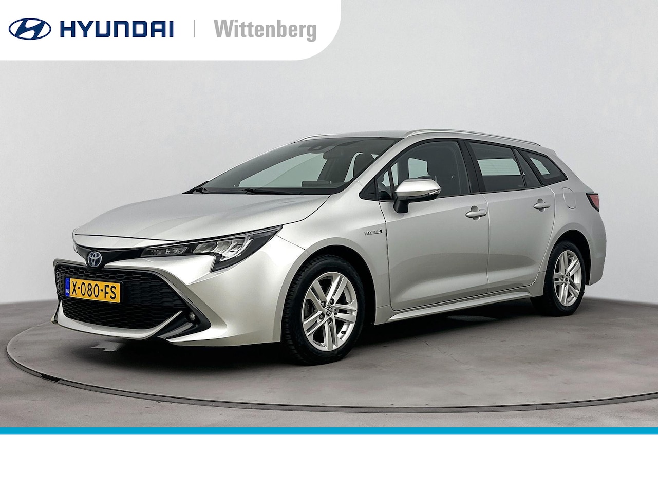 Toyota Corolla Touring Sports - 1.8 Hybrid Active | Navigatie | Camera | Parkeersensoren | Adaptive cruise | - AutoWereld.nl