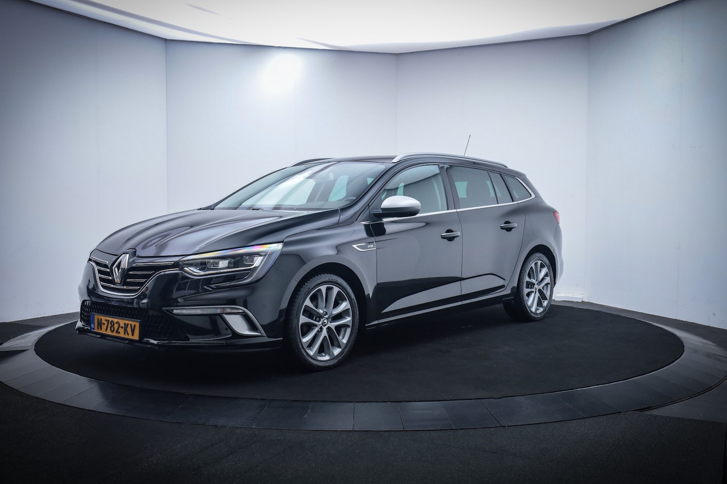 Renault Mégane Estate - 1.3TCe GT-Line FULL LED/CAMERA/CARPLAY/NAVI/STOELVERW./TREKHAAK/LMV - AutoWereld.nl