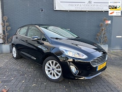 Ford Fiesta - 1.0 EcoBoost Titanium CarPlay Navi DAB+ LaneAssist Inruil mogelijk