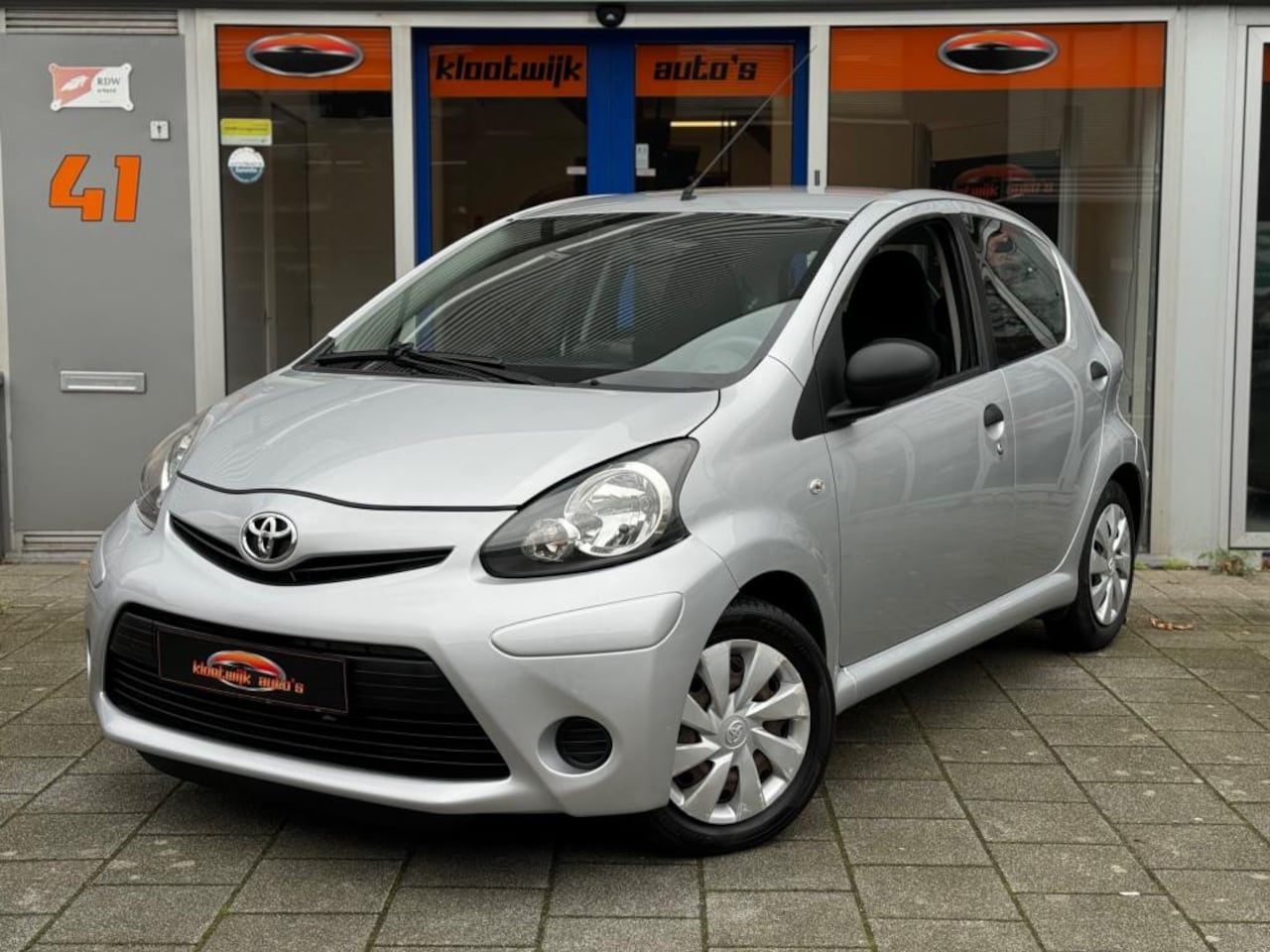 Toyota Aygo - 1.0 VVT-i Now Airco 5-Deurs Navigatie Bj. 2014 - AutoWereld.nl