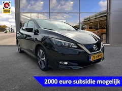 Nissan LEAF - €16500 na Subsidie N-Connecta 40 kWh/Snelladen/Camera/Nl-auto