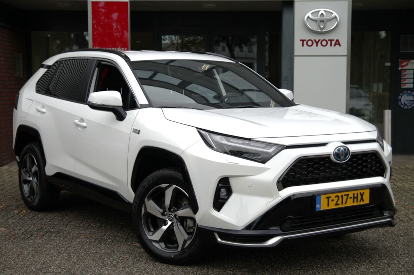 Toyota RAV4 - 2.5 PlugHyb. Dynamic Plus Sens v+a Apple/Android Carplay - AutoWereld.nl