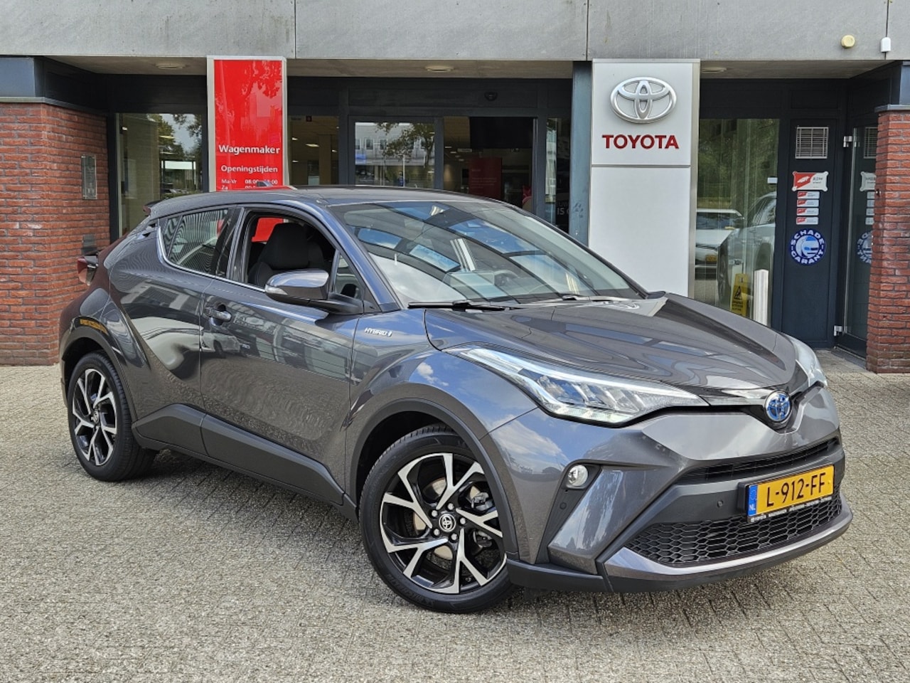 Toyota C-HR - 2.0 Hybrid Dynamic NLauto LM Clima Navi Apple Carplay/Android Au - AutoWereld.nl