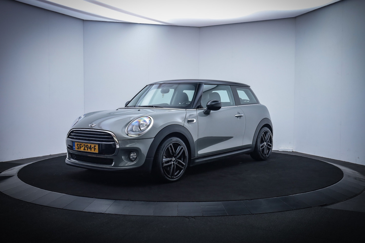 MINI Cooper - Mini 1.5 Business NAVI/AIRCO/BLUETOOTH/CRUISE/LMV - AutoWereld.nl