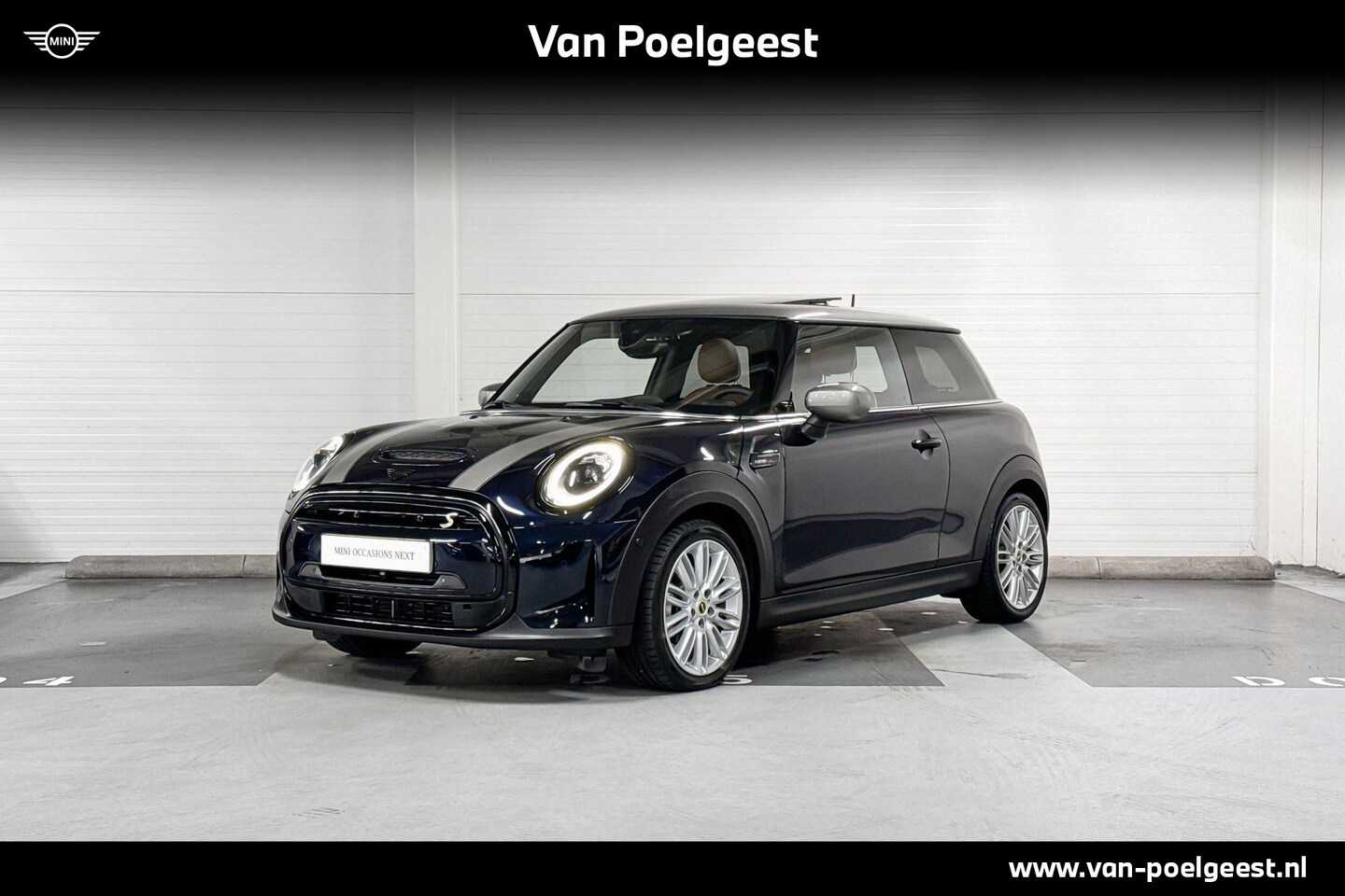 MINI Mini-Electric - 3-deurs | Apple CarPlay | Stoelverwarming | Panoramadak - AutoWereld.nl