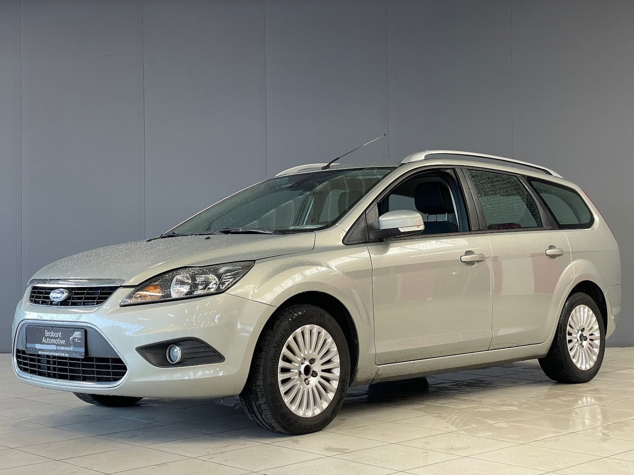 Ford Focus Wagon - 1.8 Limited Flexi Fuel Keyless start, Cruise Control, Automatische Airco 12 maanden garant - AutoWereld.nl