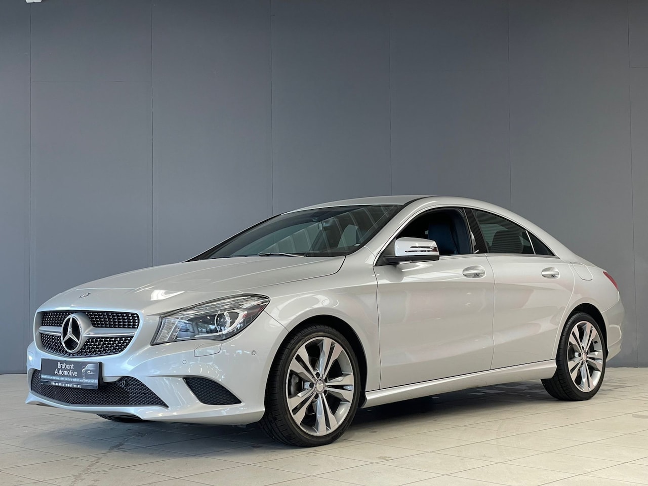 Mercedes-Benz CLA-Klasse - 200 Ambition Climate Control, Cruise Control, LMV, parkeerhulp Exclusief Pakket, extra lic - AutoWereld.nl