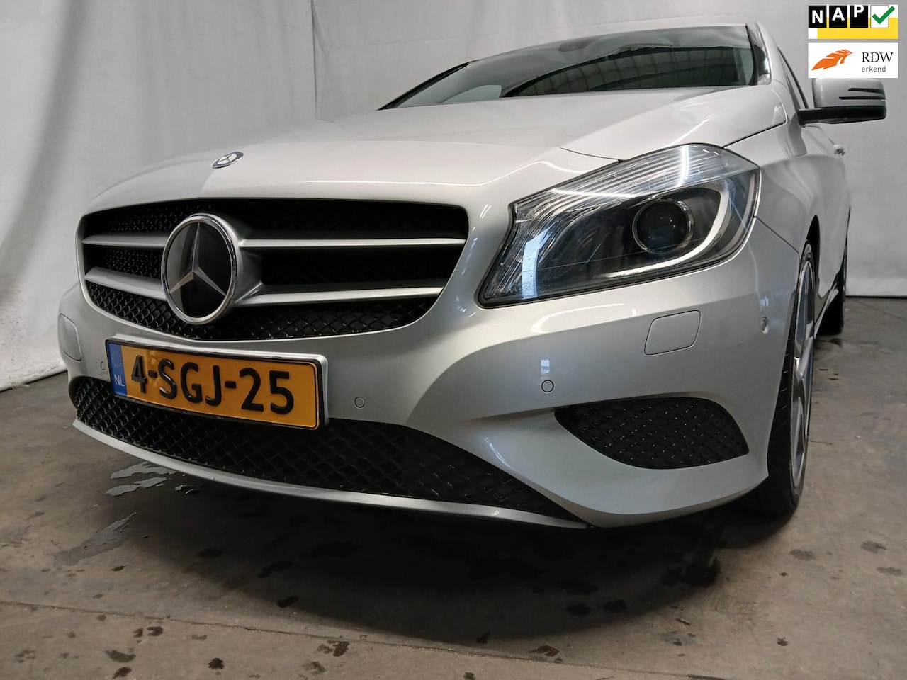 Mercedes-Benz A-klasse - 180 Edition Navigatie 4U3 - Airco - Navi - Bluetooth - AutoWereld.nl