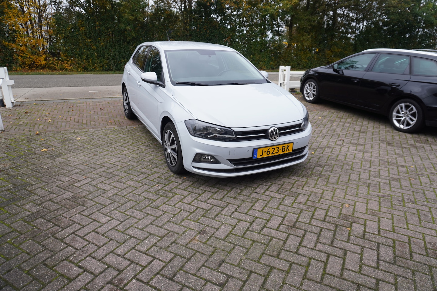 Volkswagen Polo - 1.0 TSI Comfortline AUTOMAAT DIG DASCH ADD CRUISE NAVI CARPLAY - AutoWereld.nl