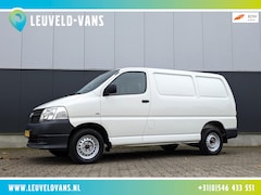 Toyota HiAce - 2.5 D-4D COMFORT PAKKET 3 ZITTER TREKHAAK IJZERSTERK