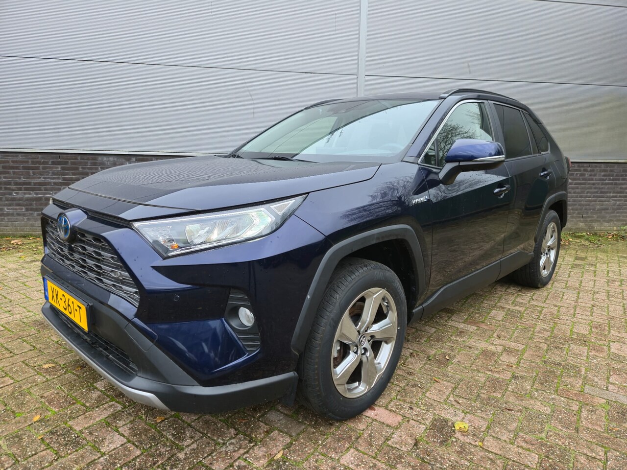 Toyota RAV4 - 2.5 Hybrid First Edition | 1e Eigenaar | Dealer onderhouden | Navigatie | Achteruitrijcame - AutoWereld.nl