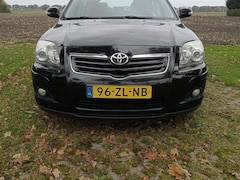 Toyota Avensis Wagon - 1.8 VVTi Luna Business