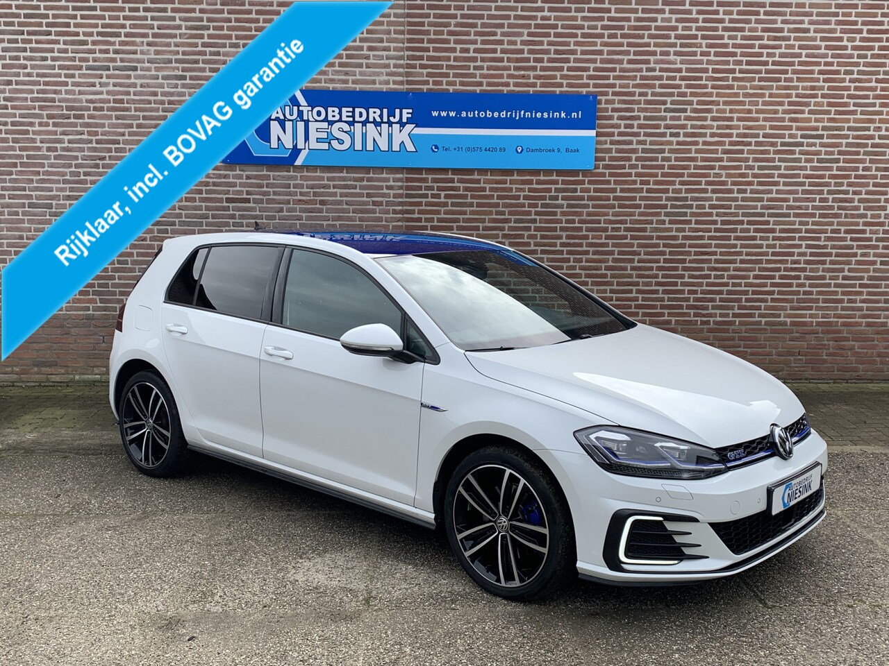 Volkswagen Golf - 1.4 TSI GTE 146/200 Limited Edition - AutoWereld.nl