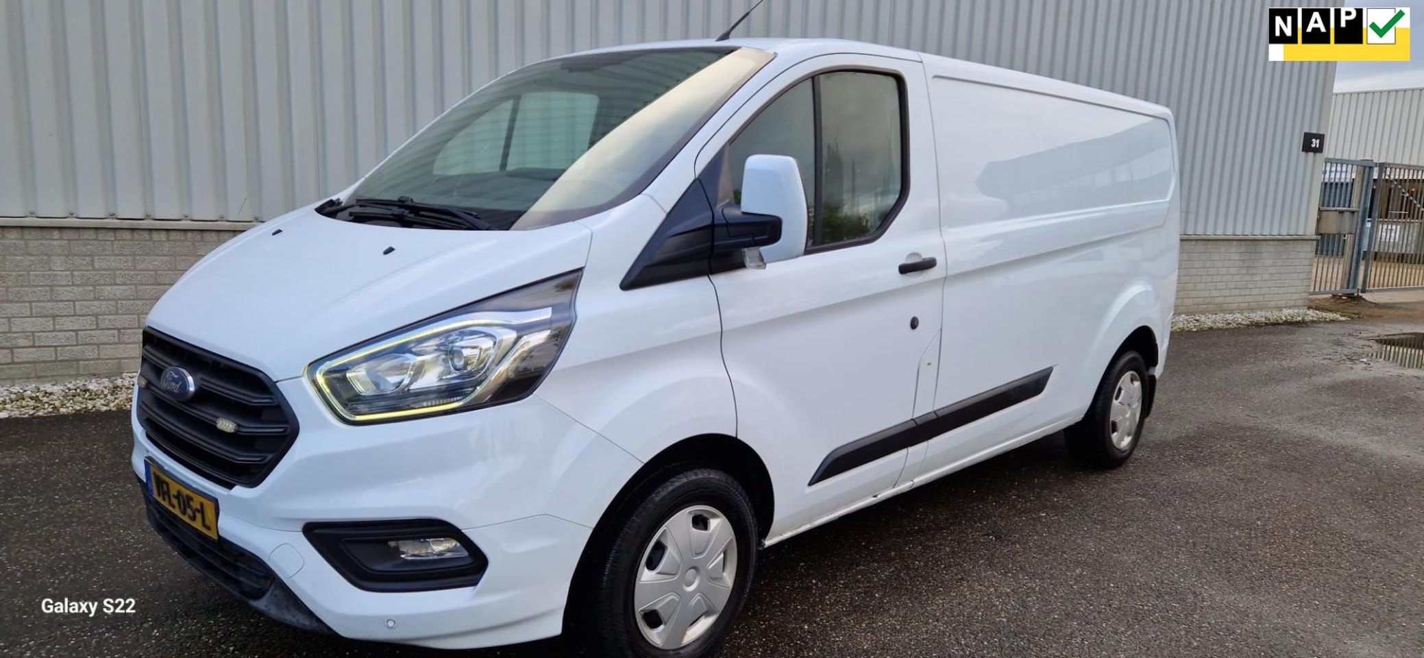 Ford Transit Custom - 300 2.0 TDCI L2H1 Trend 300 2.0 TDCI L2H1 Trend, AIRCO - AutoWereld.nl