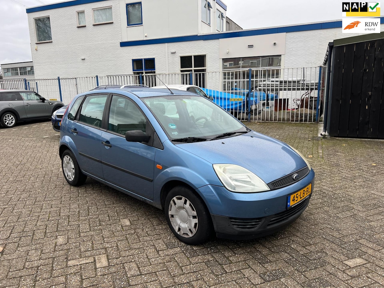 Ford Fiesta - 1.4-16V Ambiente 1.4-16V Ambiente - AutoWereld.nl