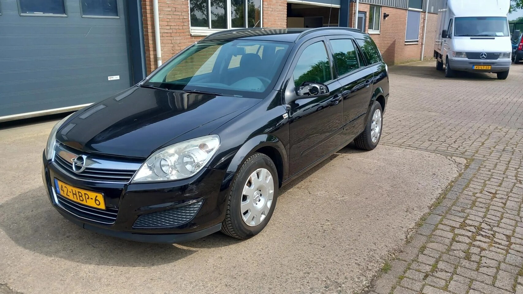 Opel Astra Wagon - 1.7 CDTi Business 1.7 CDTi Business - AutoWereld.nl