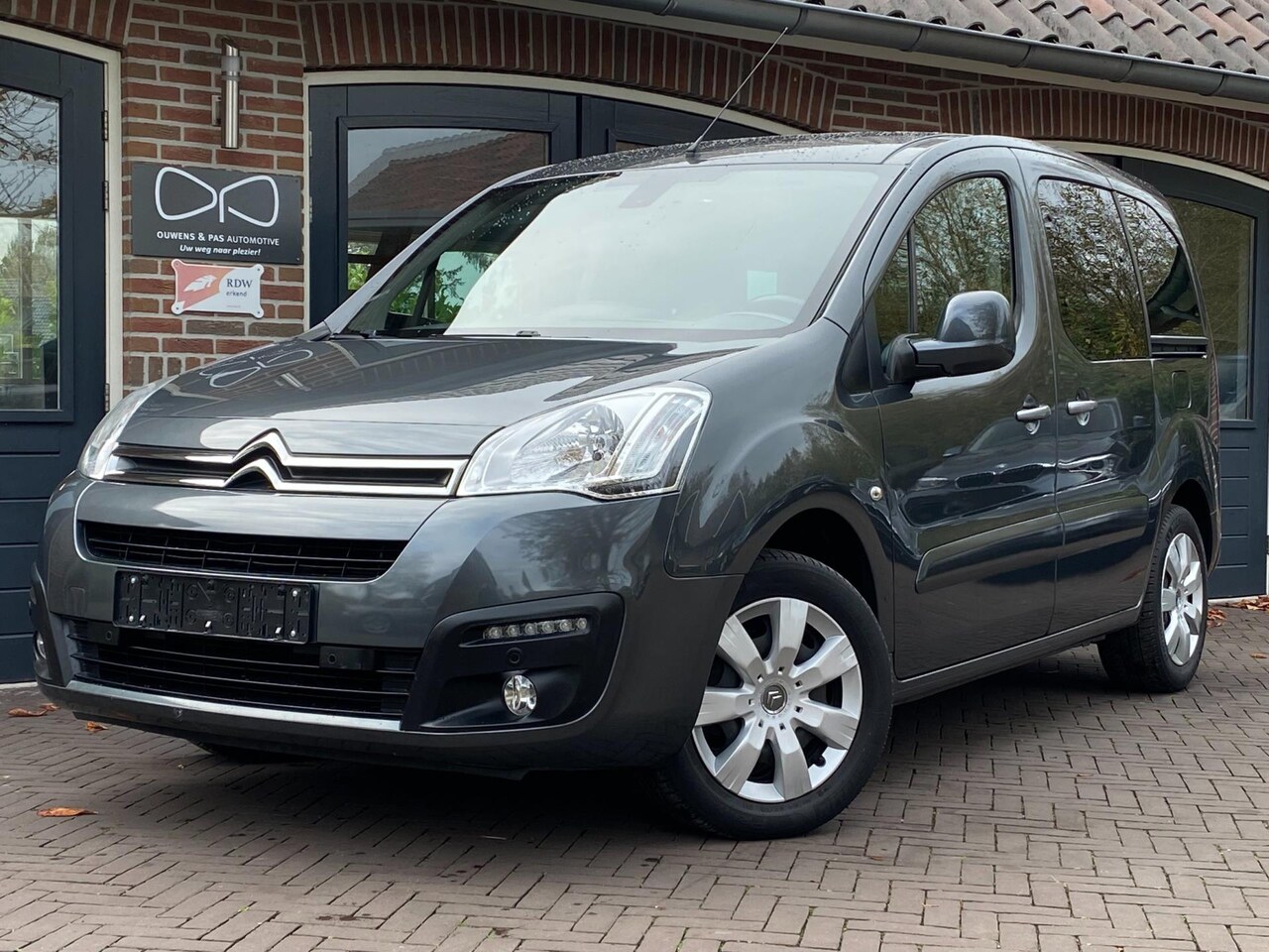 Citroën Berlingo - 1.2 PureTech | NAVIGATIE | MPV | AIRCO | - AutoWereld.nl