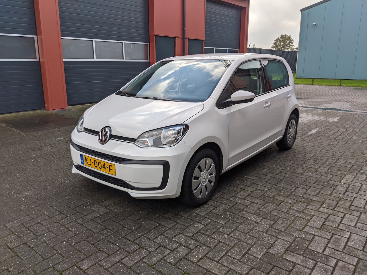 Volkswagen Up! - 1.0 BMT move up! 1.0 44KW/60PK I 5-DRS I 2016 I NL Auto I BTW-auto - AutoWereld.nl