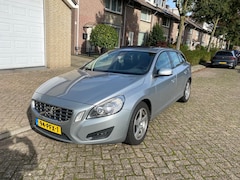 Volvo V60 - 1.6 T4 Kinetic