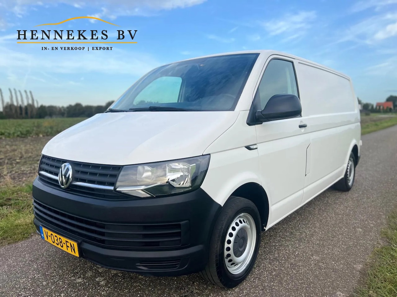 Volkswagen Transporter - 2.0 TDI L2H1 Trendline 2.0 TDI L2H1 Trendline - AutoWereld.nl