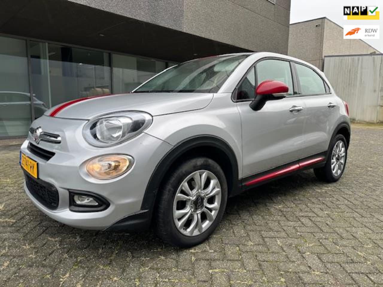 Fiat 500 X - 1.4 Turbo MultiAir Lounge CLIMAT BJ 6-2015 APK 8-2025 - AutoWereld.nl