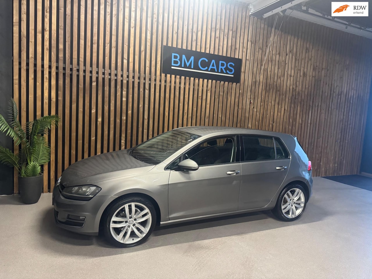 Volkswagen Golf - 1.4 TSI Highline [bj 2013] Airco|Navi|Alcantara stoelen - AutoWereld.nl