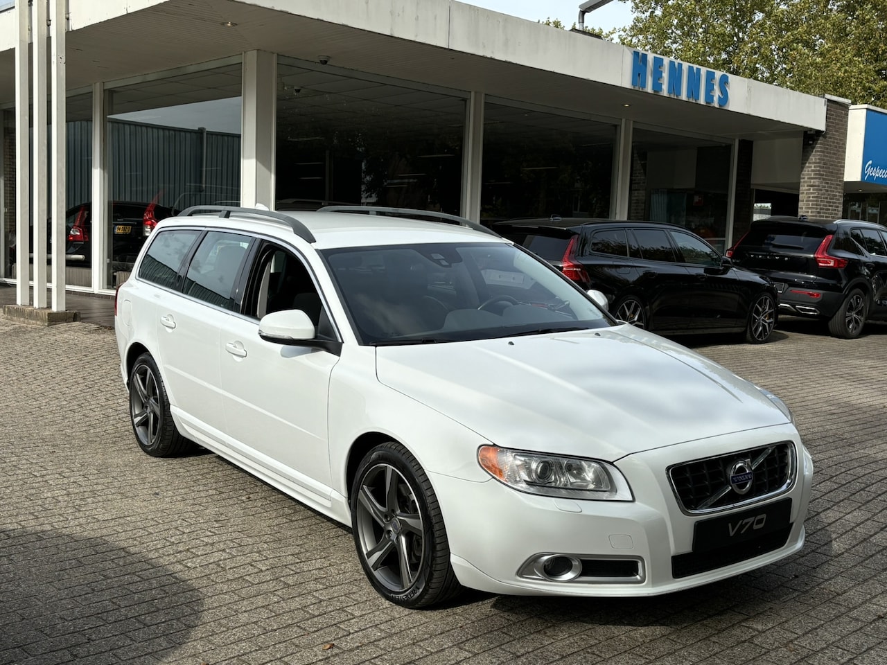 Volvo V70 - 2.0 T5 213pk 5 Cilinder! Xenon - AutoWereld.nl