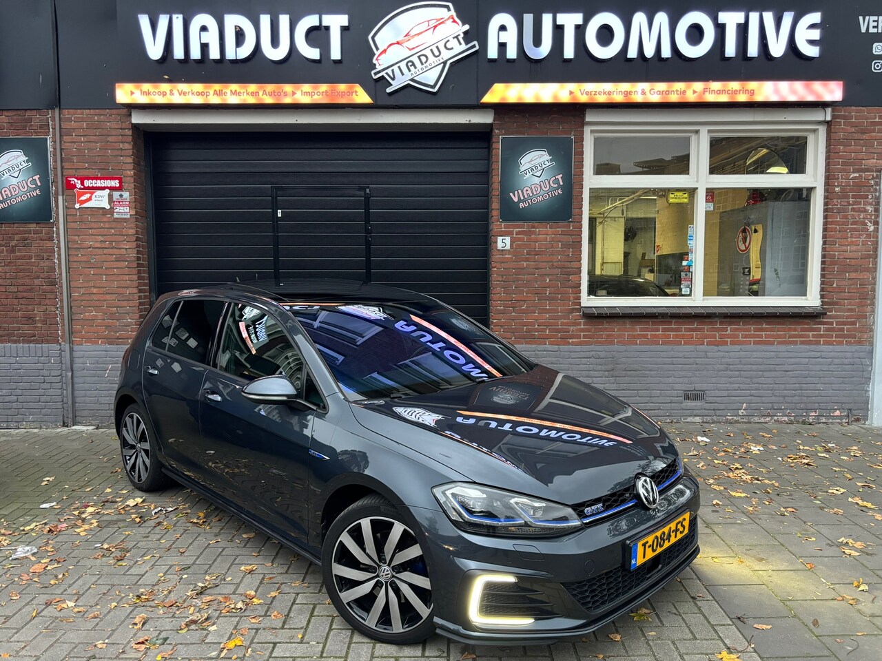 Volkswagen Golf - 1.4 TSI PHEV GTE Pano Bomvol - AutoWereld.nl