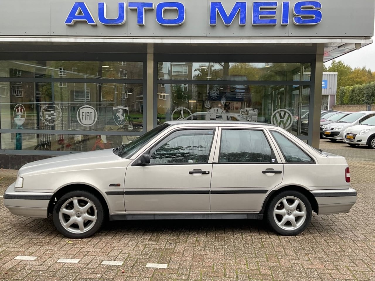 Volvo 440 - 1.8I COMFORT-LINE JOUNGTIMER - AutoWereld.nl