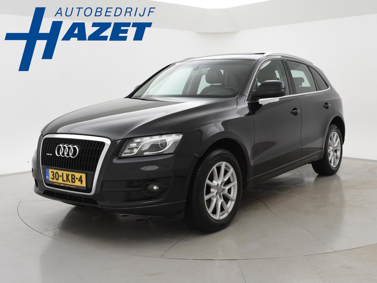 Audi Q5 - 3.0 TDI V6 239 PK QUATTRO *YOUNGTIMER* + ADAPTIVE CRUISE / PANORAMA / TREKHAAK - AutoWereld.nl